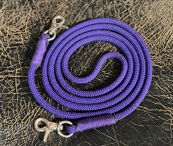 Solid core, 5/8 inch purple nylon rein with scissor snaps